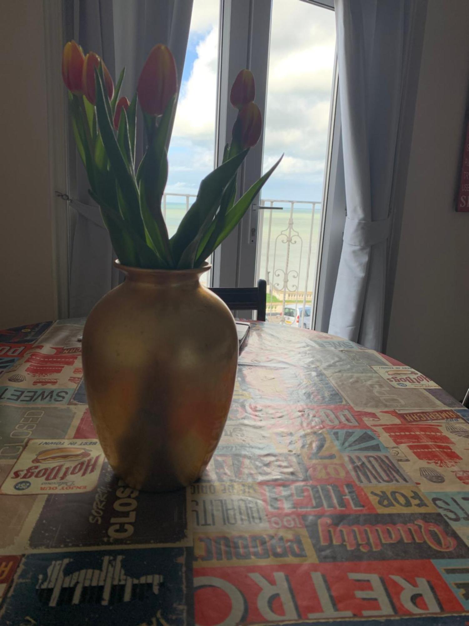 Flat, Amazing Balcony Sea View, Bike Store, With Sun Deck Margate Eksteriør billede
